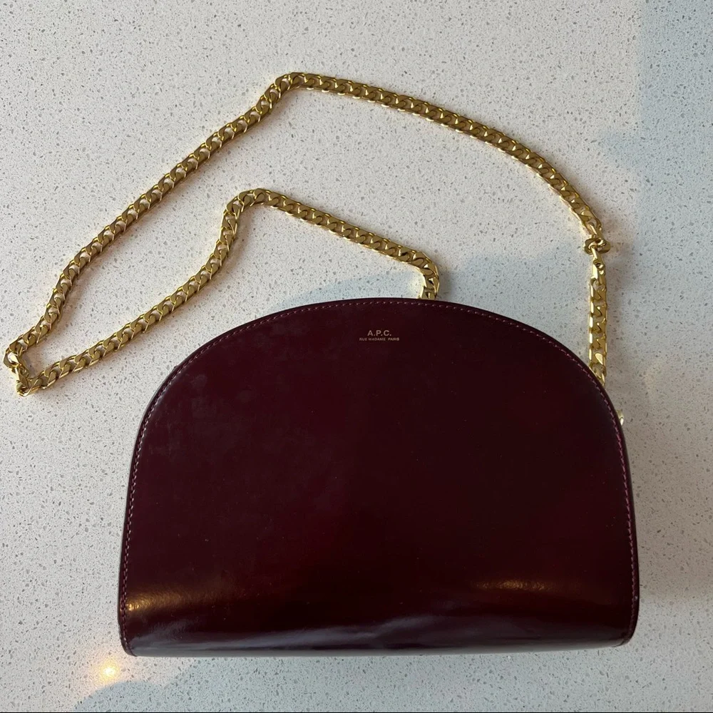 APC half moon chain bag - Picture 3 of 7